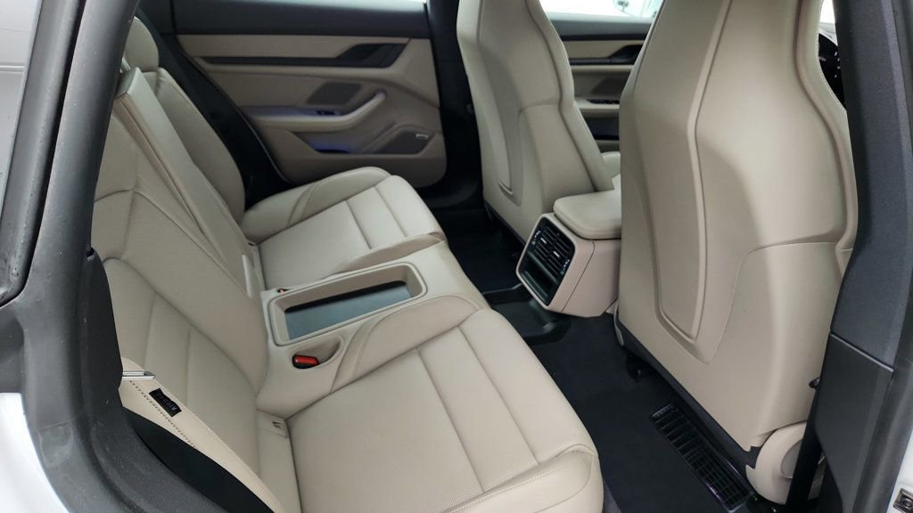 Used 2021 Porsche Taycan 4S image 23