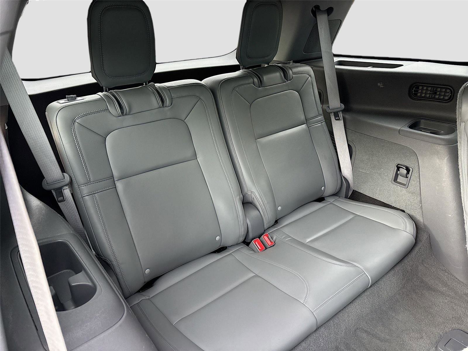 Used 2020 Lincoln Aviator Reserve w/ Equipment Group 202A image 32