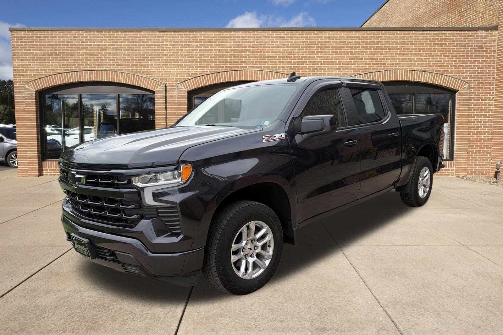Used 2022 Chevrolet Silverado 1500 RST w/ Z71 Off-Road Package AWD/4WD image 8