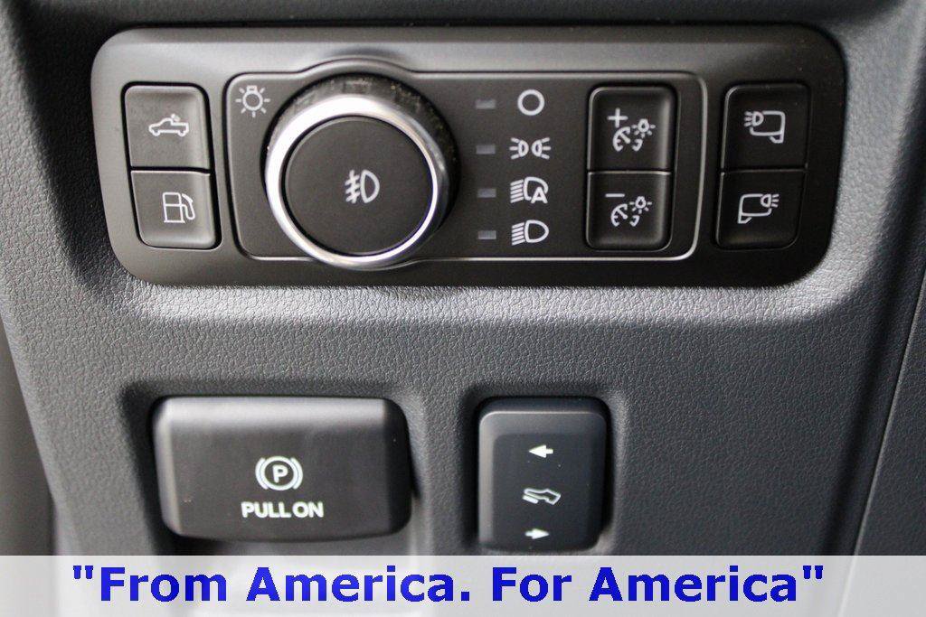 Used 2025 Ford F150 Platinum w/ Equipment Group 702A High AWD/4WD image 13