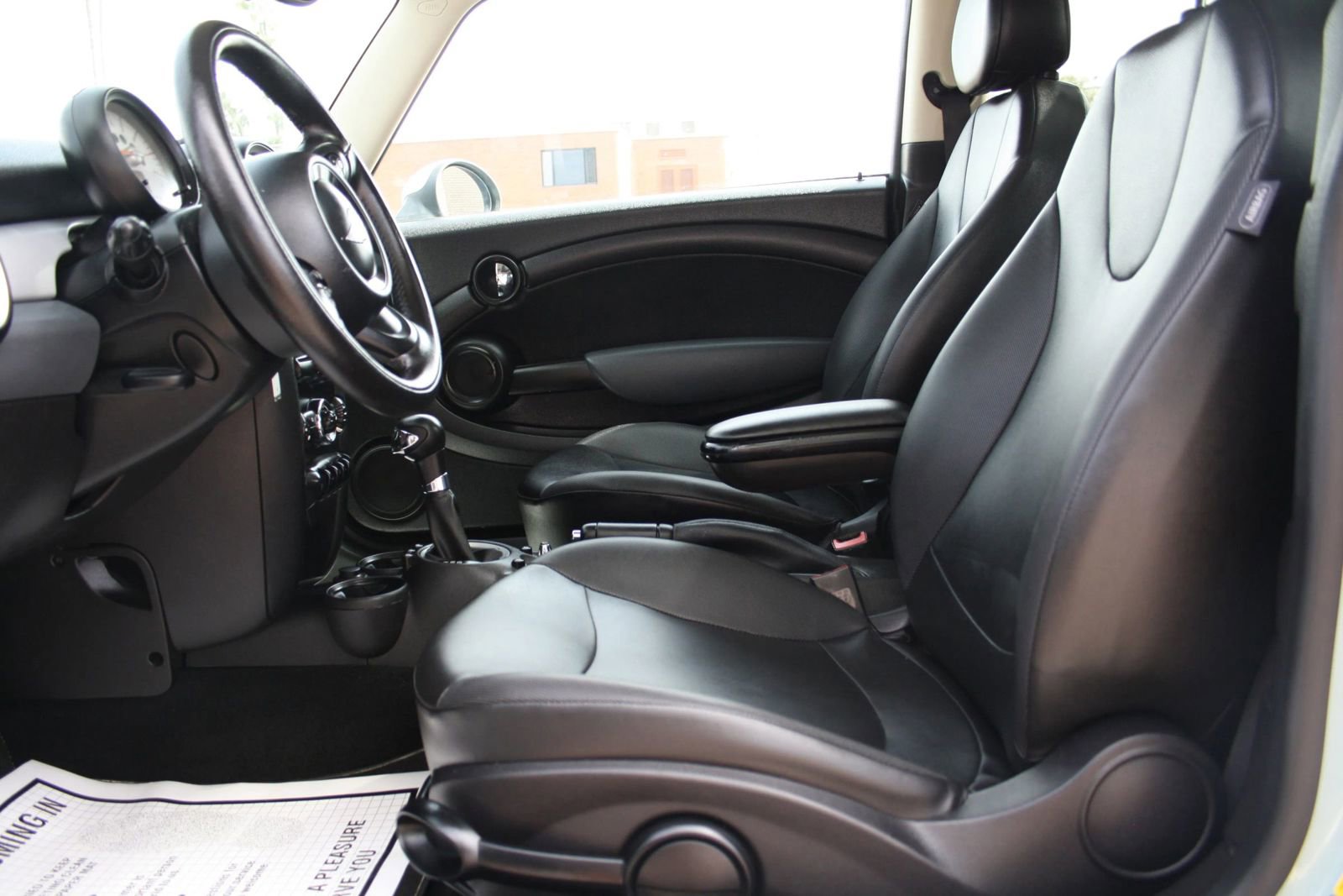 Used 2012 MINI Cooper Hardtop FWD image 11