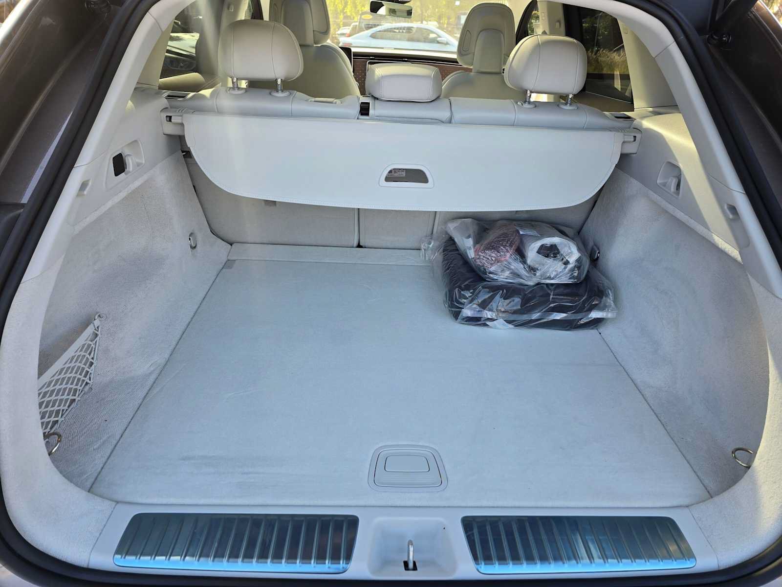 New 2027 Mercedes-Benz EQE 320 4MATIC SUV image 14