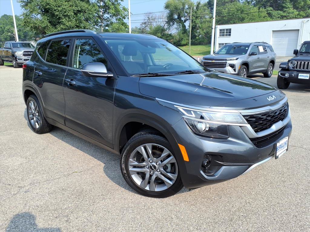 Used 2022 Kia Seltos S FWD image 2
