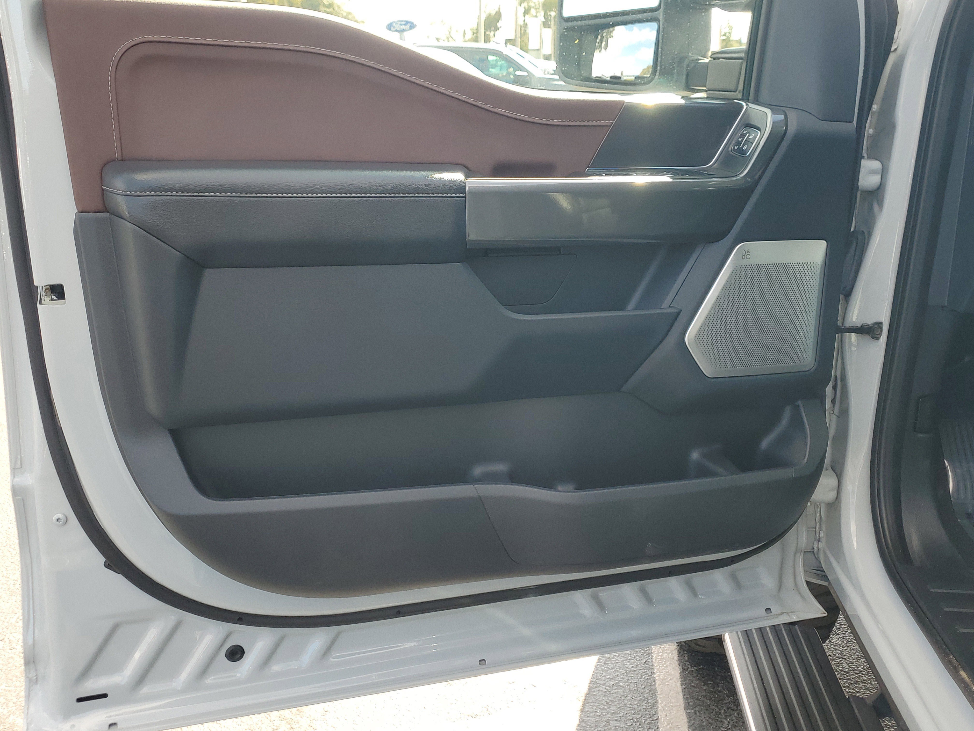 Used 2023 Ford F150 Lariat w/ Equipment Group 502A High image 18