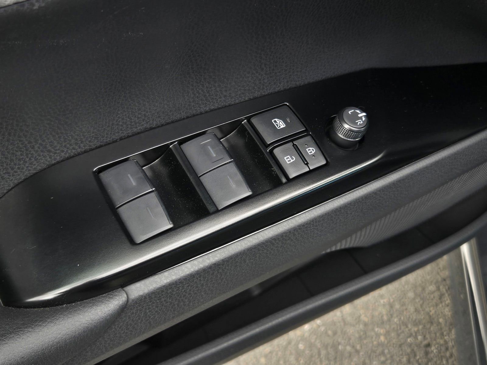 Certified 2026 Toyota Camry SE FWD image 10