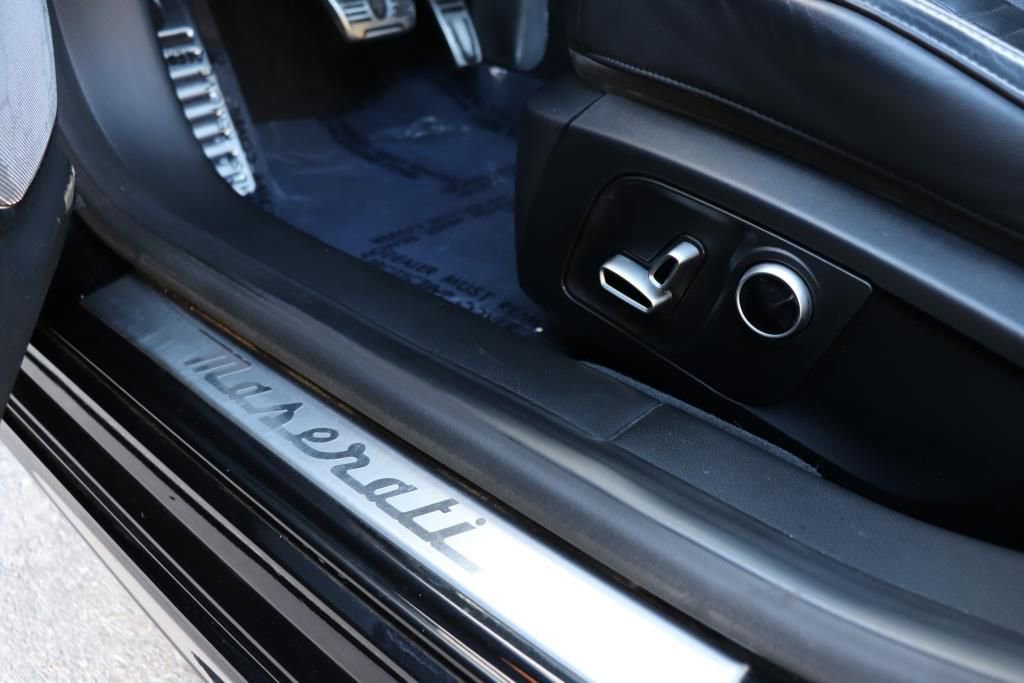 Used 2022 Maserati Quattroporte Modena image 17