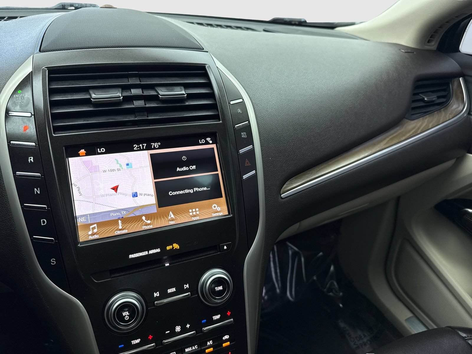 Used 2019 Lincoln MKC Reserve FWD image 24