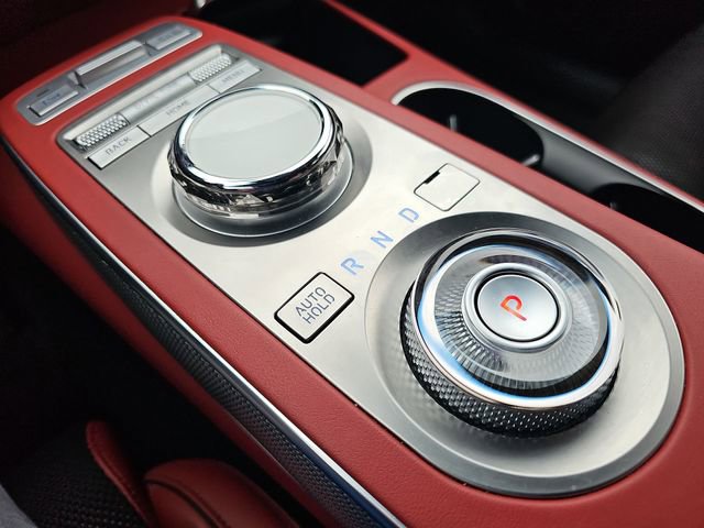 Used 2024 Genesis GV70 3.5T Sport AWD/4WD image 17