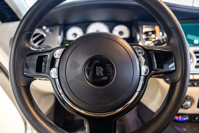 Used 2017 Rolls-Royce Wraith RWD image 33