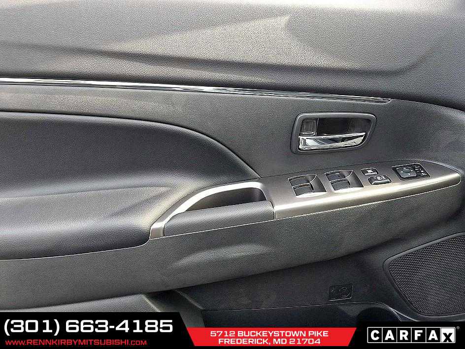 New 2025 Mitsubishi Outlander Sport SE image 8