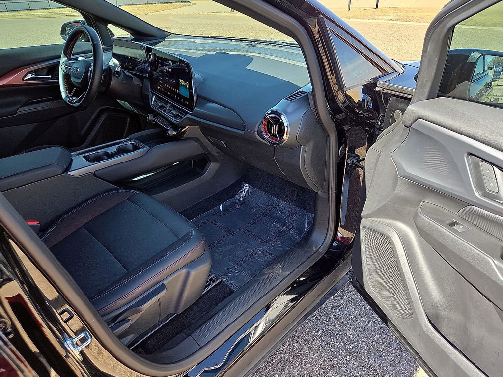 Used 2024 Chevrolet Equinox EV RS image 12