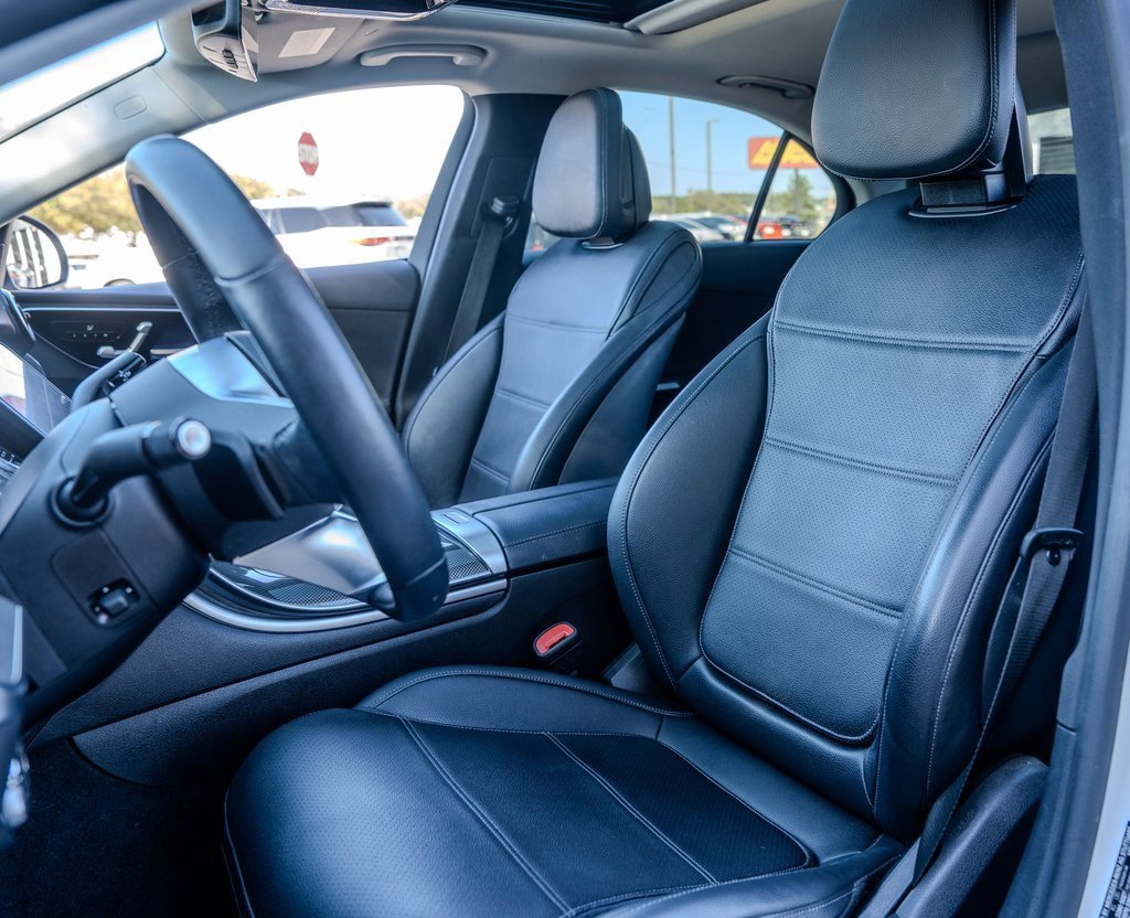 Used 2022 Mercedes-Benz C 300 Sedan image 18