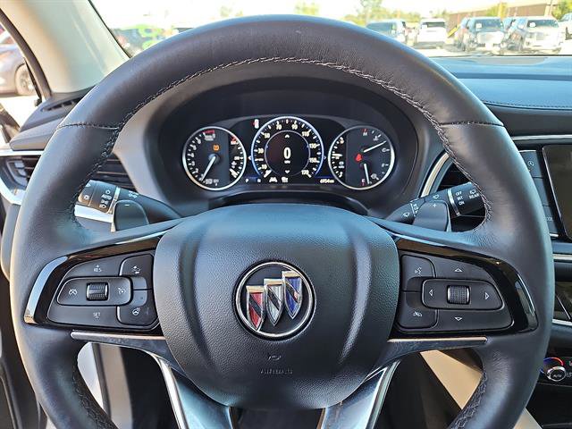 Used 2024 Buick Enclave Avenir w/ Avenir Technology Package image 17