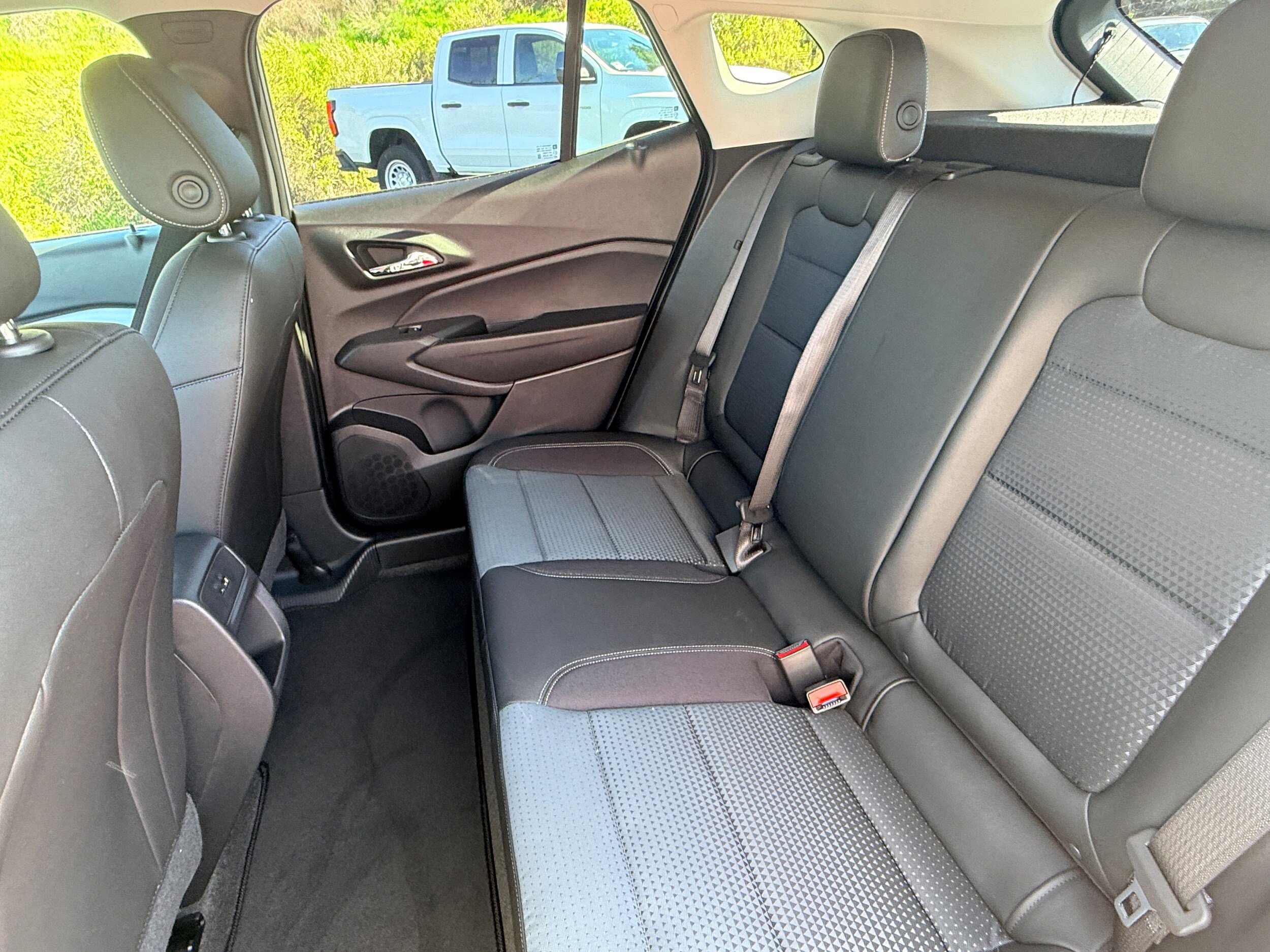 New 2026 Chevrolet Trax LT w/ Driver Confidence Package image 8