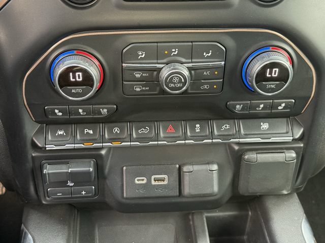 Used 2020 Chevrolet Silverado 1500 High Country w/ Technology Package AWD/4WD image 18