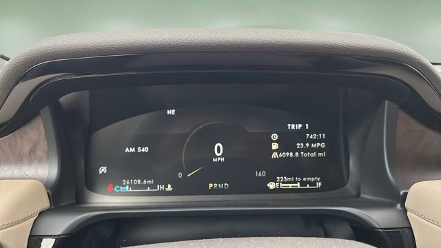 Used 2022 Lincoln Aviator Reserve w/ Equipment Group 201A image 15