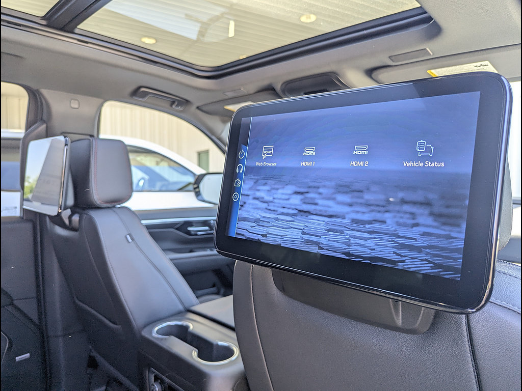 New 2026 Chevrolet Suburban RST w/ Advanced Technology Package AWD/4WD image 16