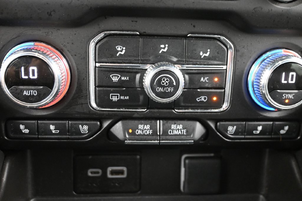 Used 2023 GMC Yukon SLT AWD/4WD image 22