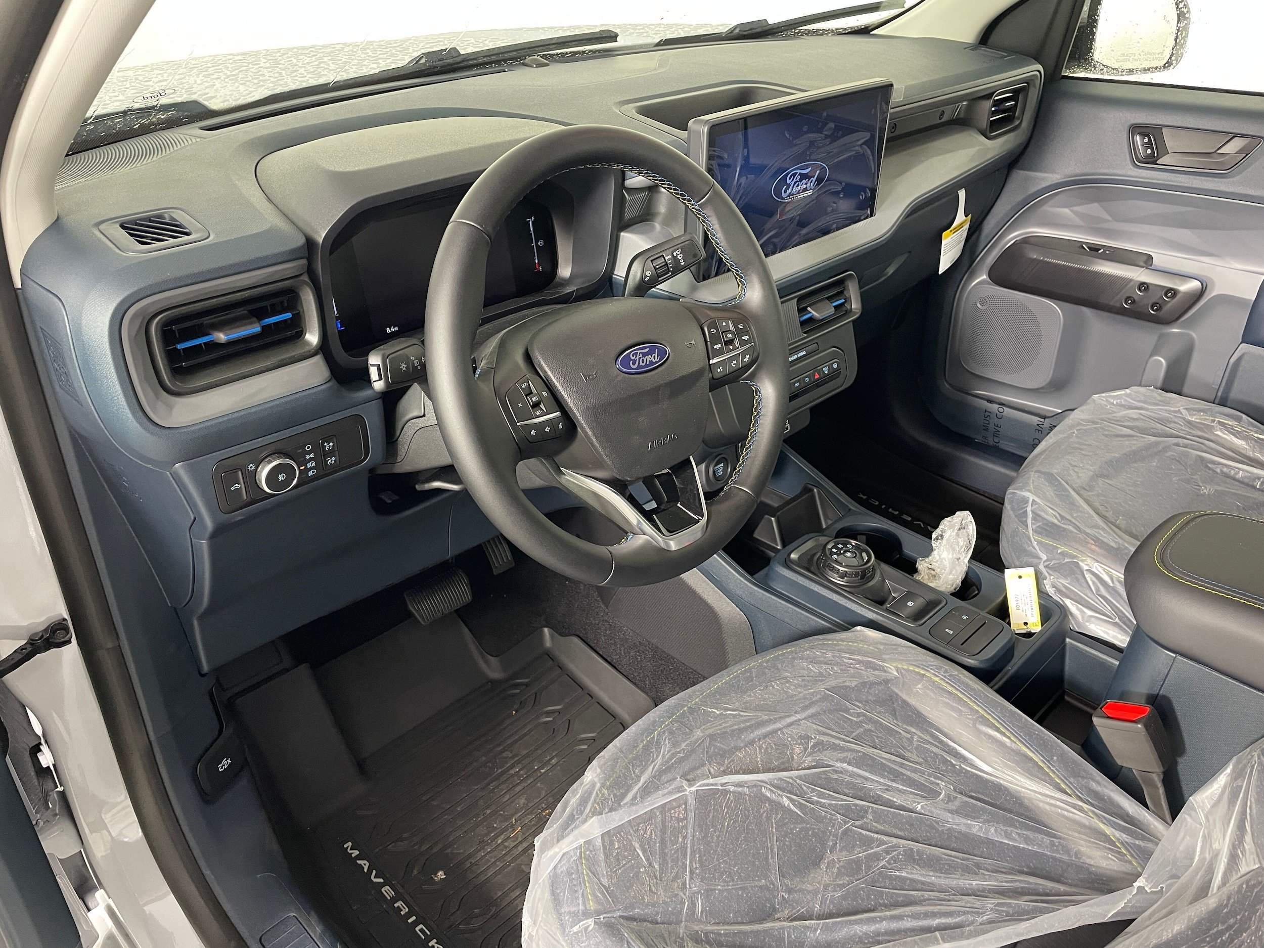 New 2026 Ford Maverick Lobo AWD/4WD image 3