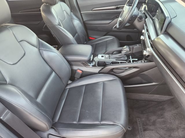 Used 2025 Kia Telluride S AWD/4WD image 11