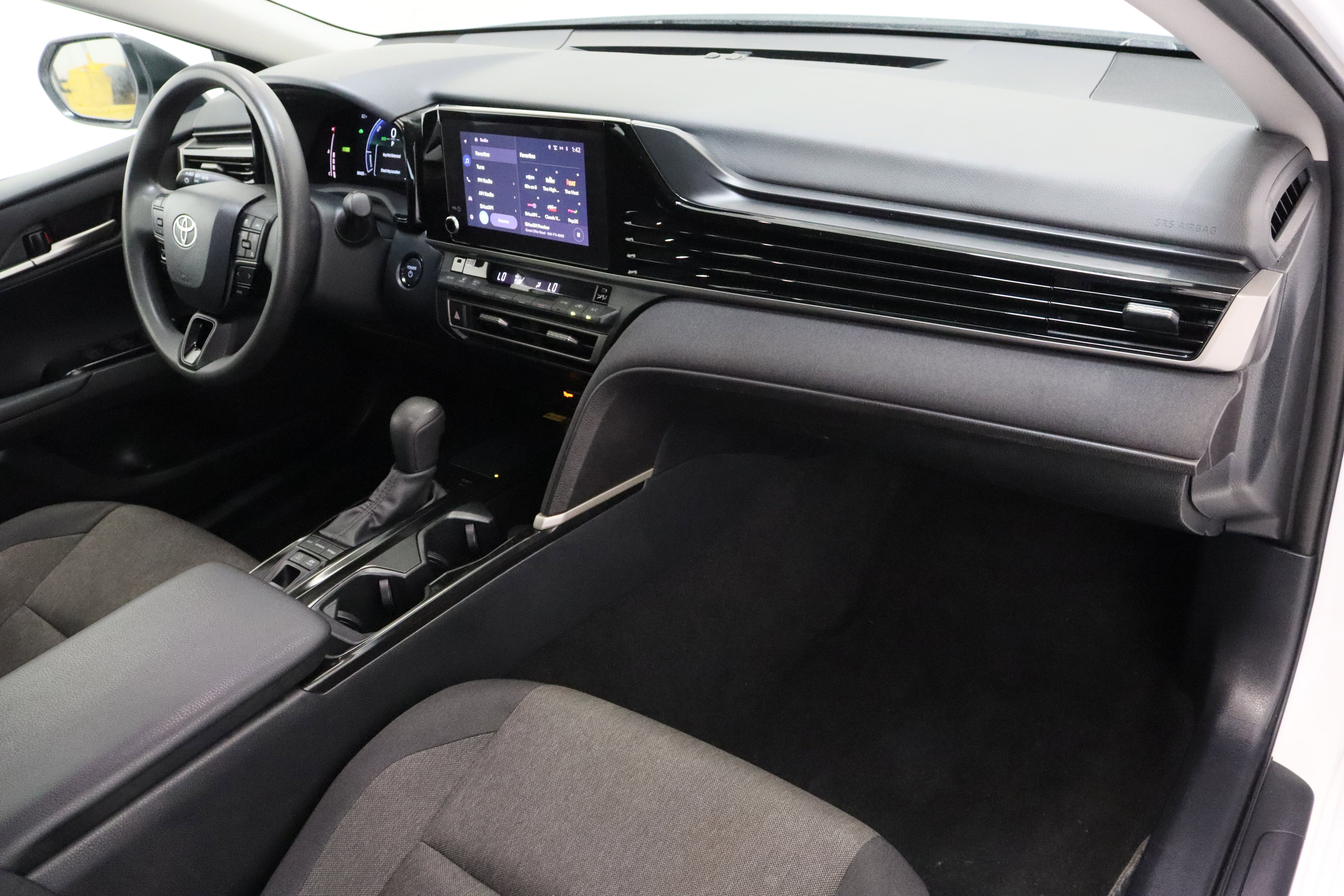 Certified 2025 Toyota Camry LE FWD image 35