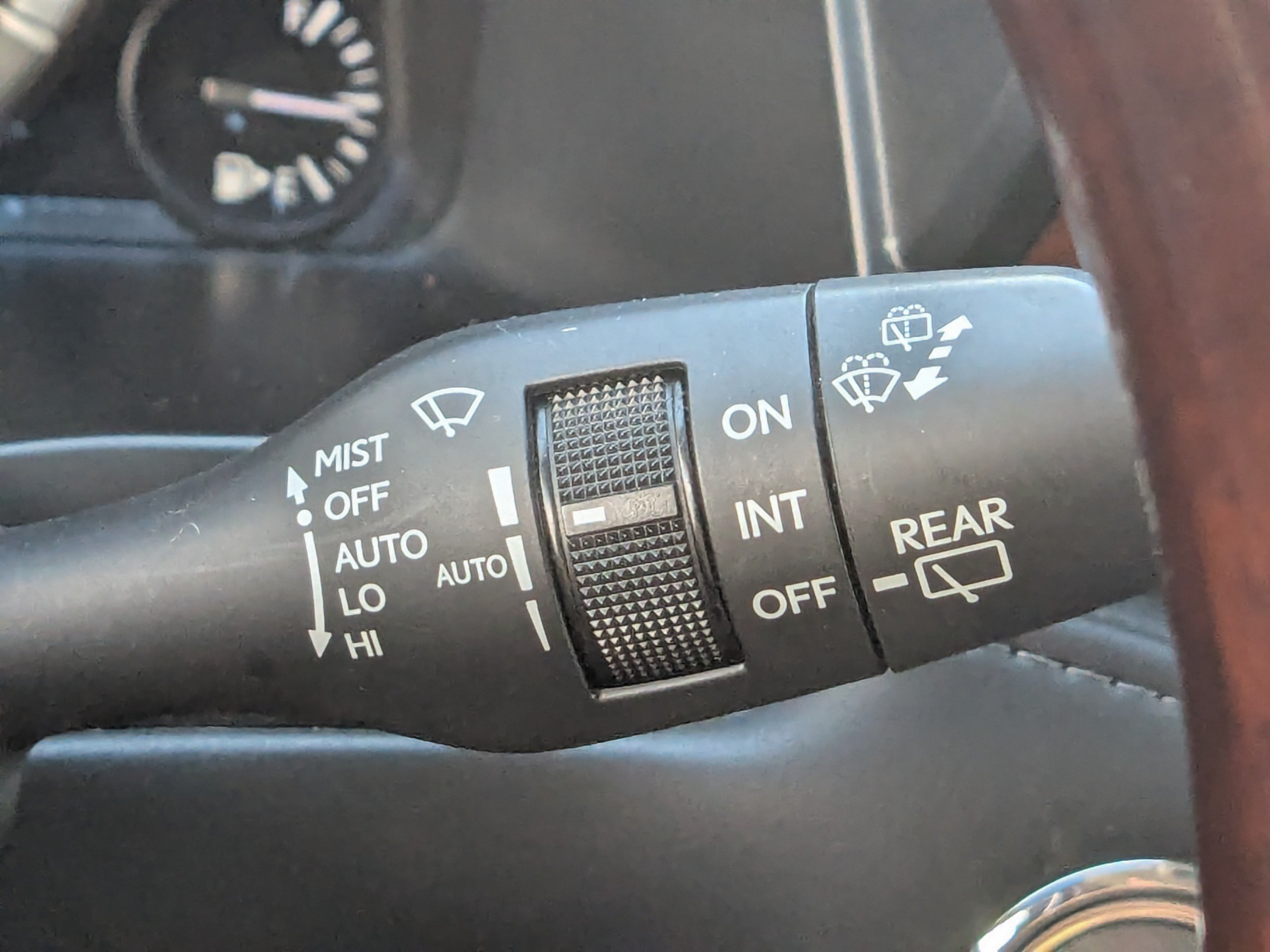 Used 2017 Lexus LX 570 4WD image 34