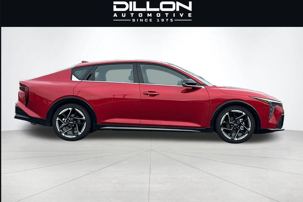 Certified 2025 Kia K4 GT-Line Turbo w/ GT-Line Sunroof Package FWD image 4