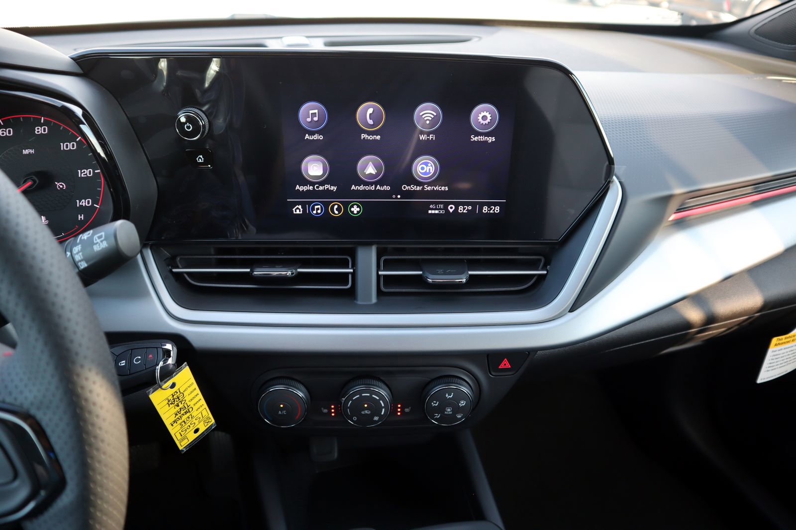 New 2025 Chevrolet Trax RS image 12