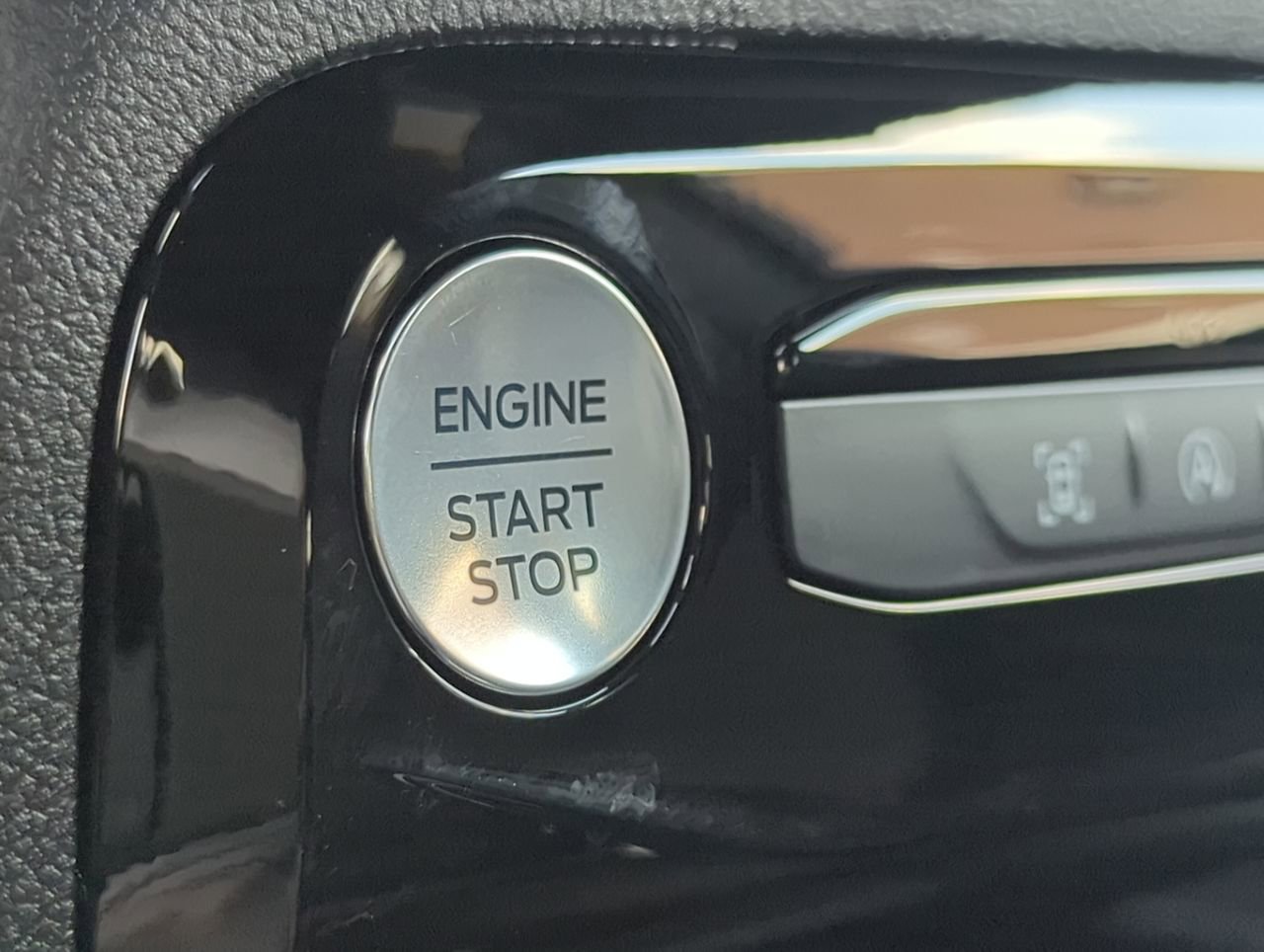 New 2026 Ford Escape ST-Line w/ Tech Pack #1 image 24