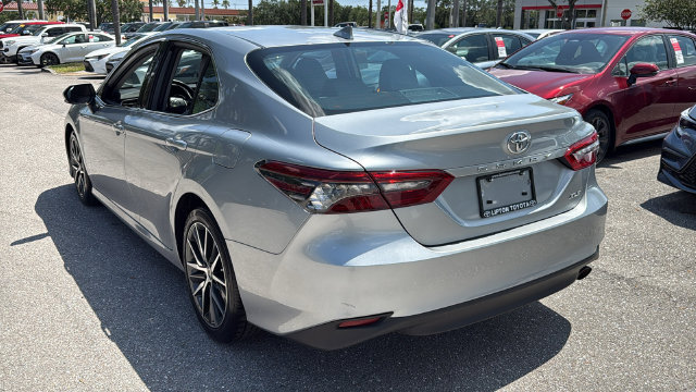 Used 2023 Toyota Camry XLE FWD image 5
