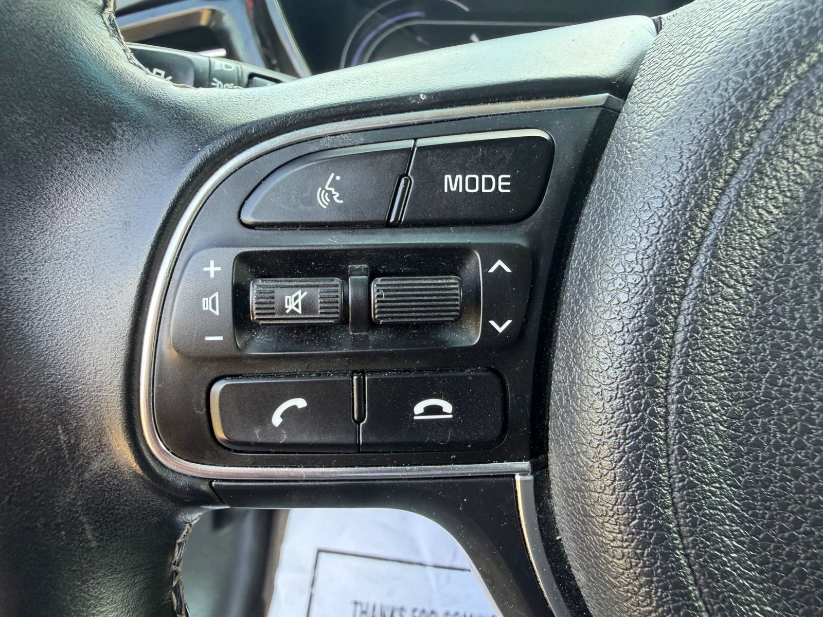 Used 2020 Kia Niro EX w/ Cold Weather Package FWD image 37