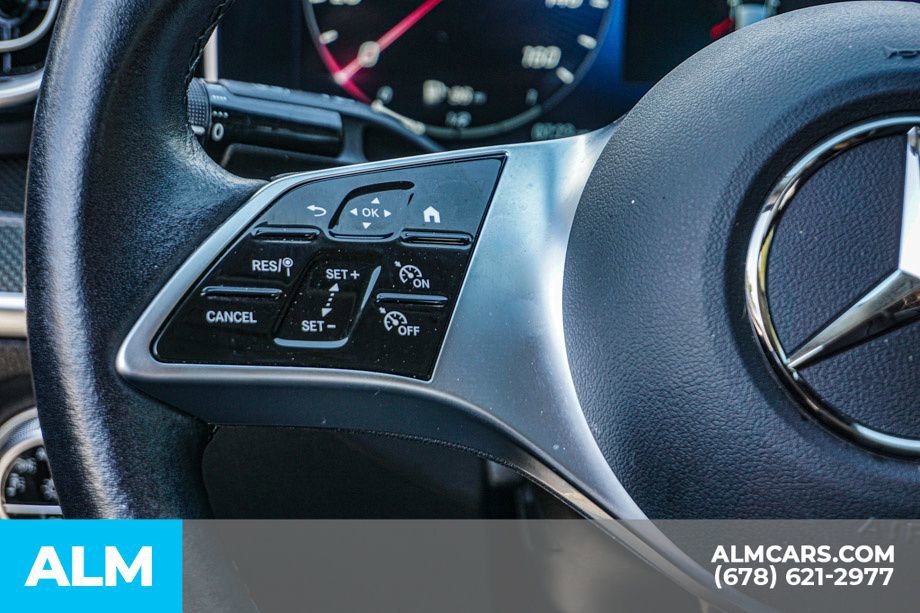 Used 2022 Mercedes-Benz C 300 Sedan image 29