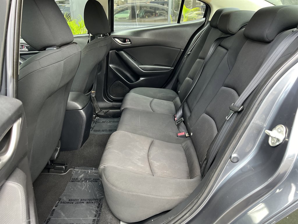 Used 2015 MAZDA MAZDA3 i Touring w/ Technology Package image 15