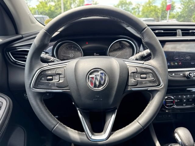Used 2023 Buick Encore GX Select w/ Safety Package II FWD image 19