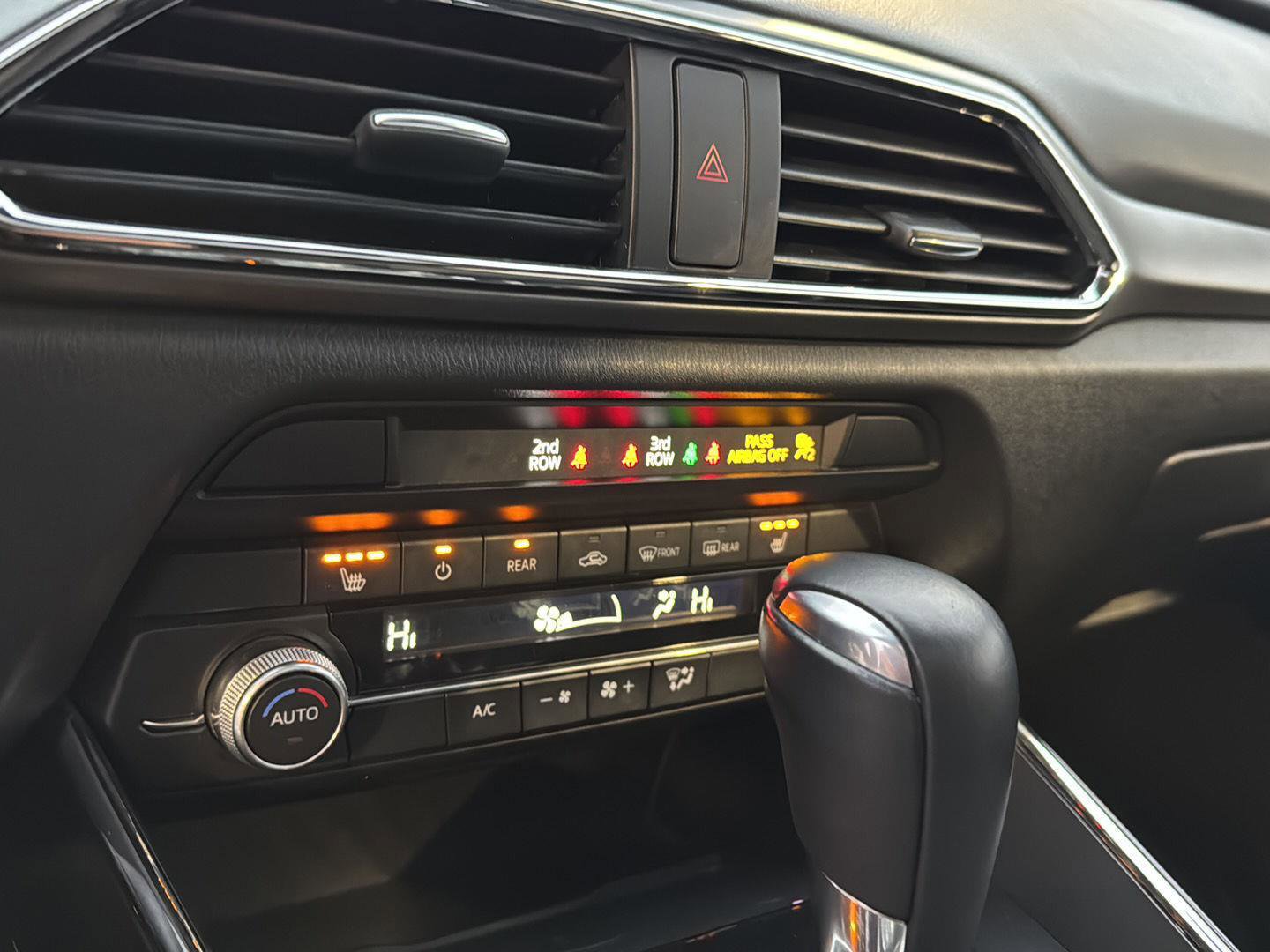 Used 2023 MAZDA CX-9 Touring image 23