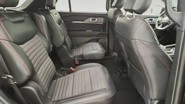 Certified 2026 Ford Explorer ST-Line AWD/4WD image 27