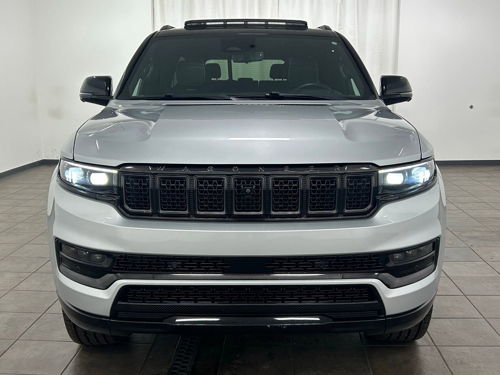 Used 2024 Jeep Grand Wagoneer L Series II w/ Quick Order Packagew 28T image 7