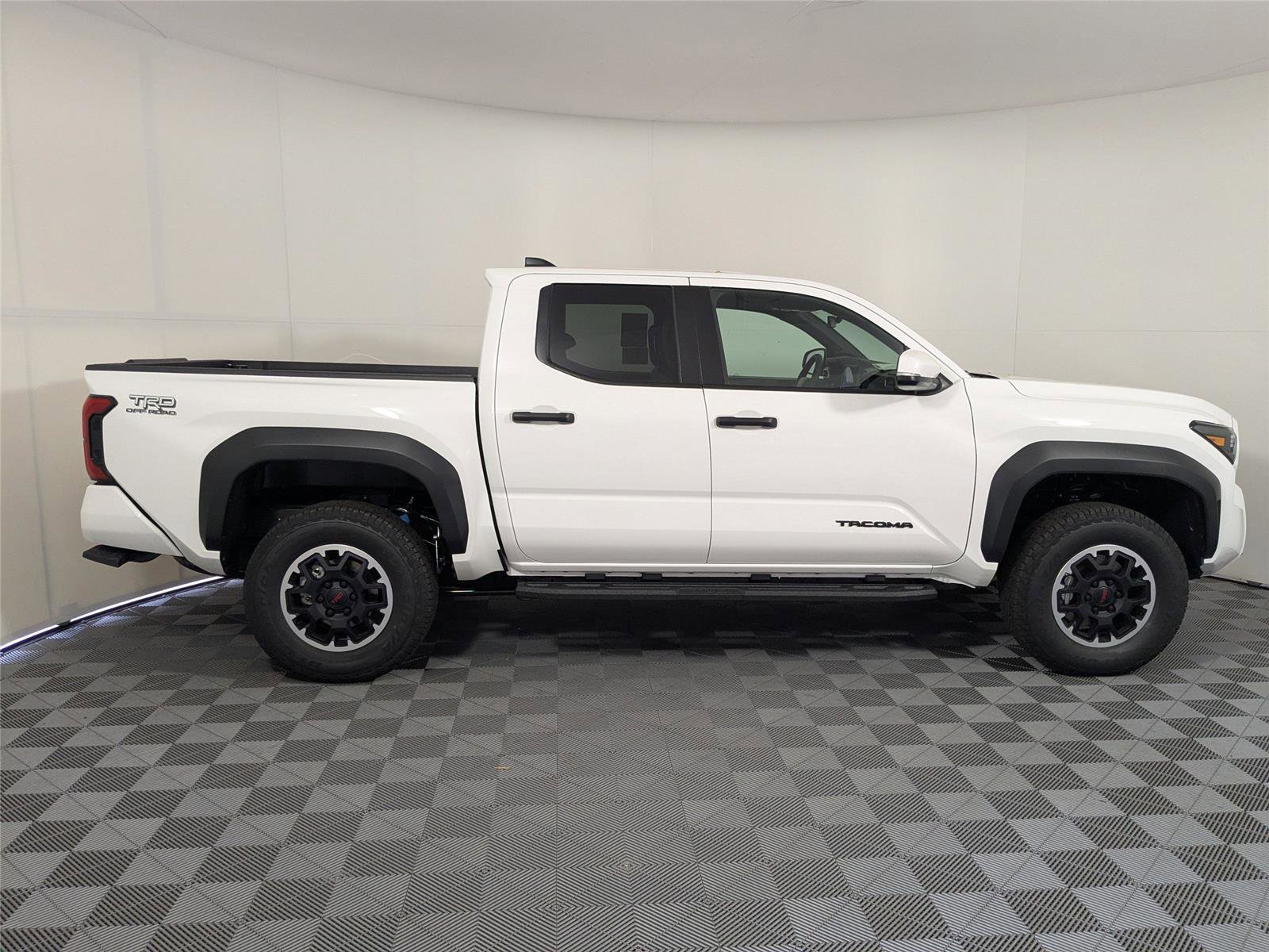 New 2025 Toyota Tacoma TRD Off-Road image 4
