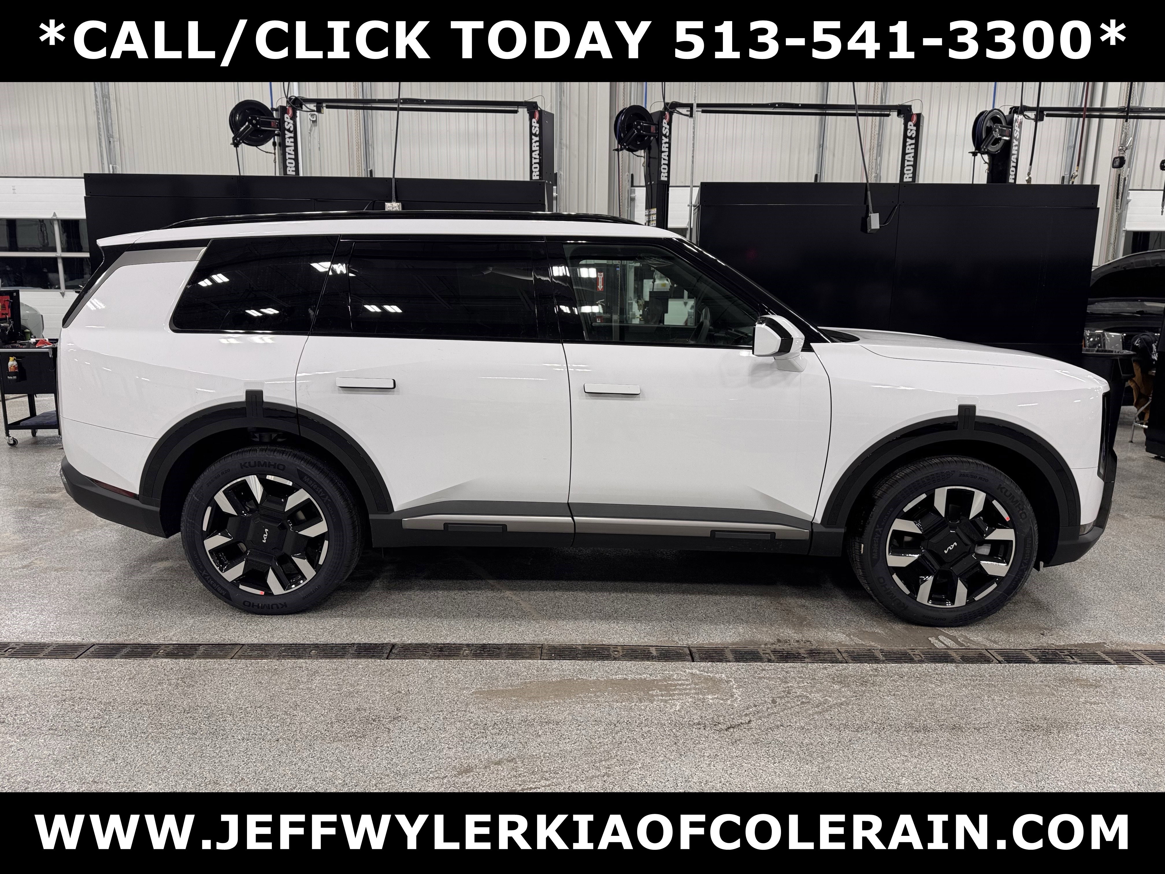 New 2027 Kia Telluride S image 2