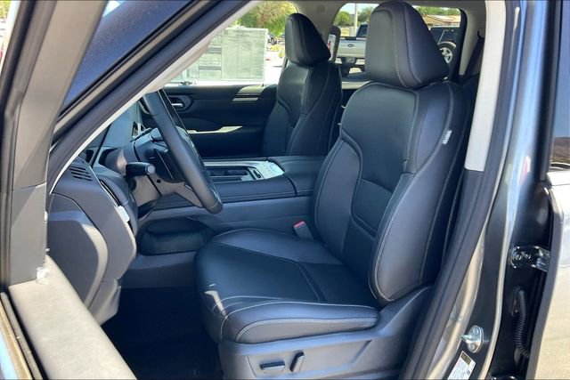 New 2026 Nissan Armada SV image 7