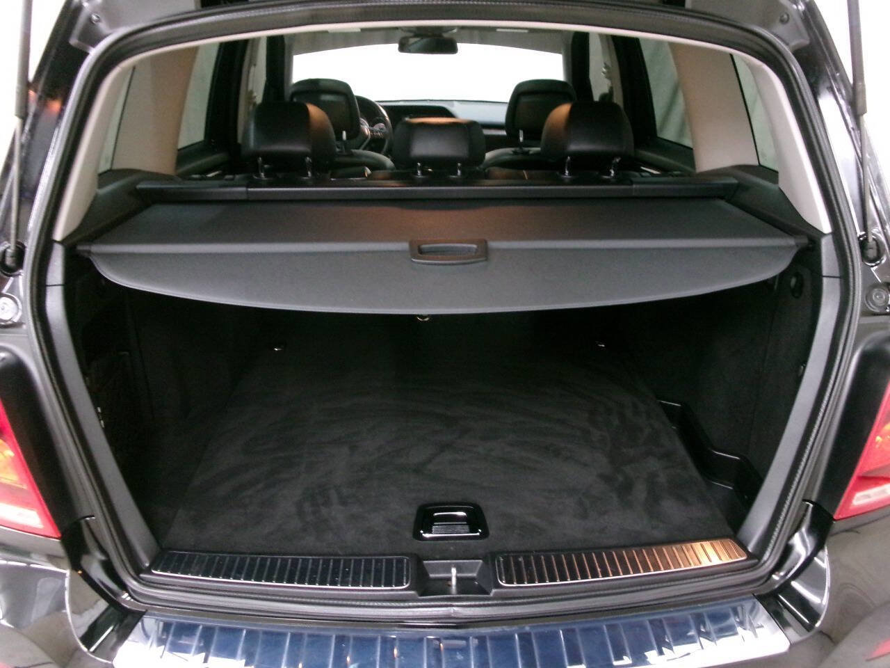 Used 2015 Mercedes-Benz GLK 350 4MATIC image 25