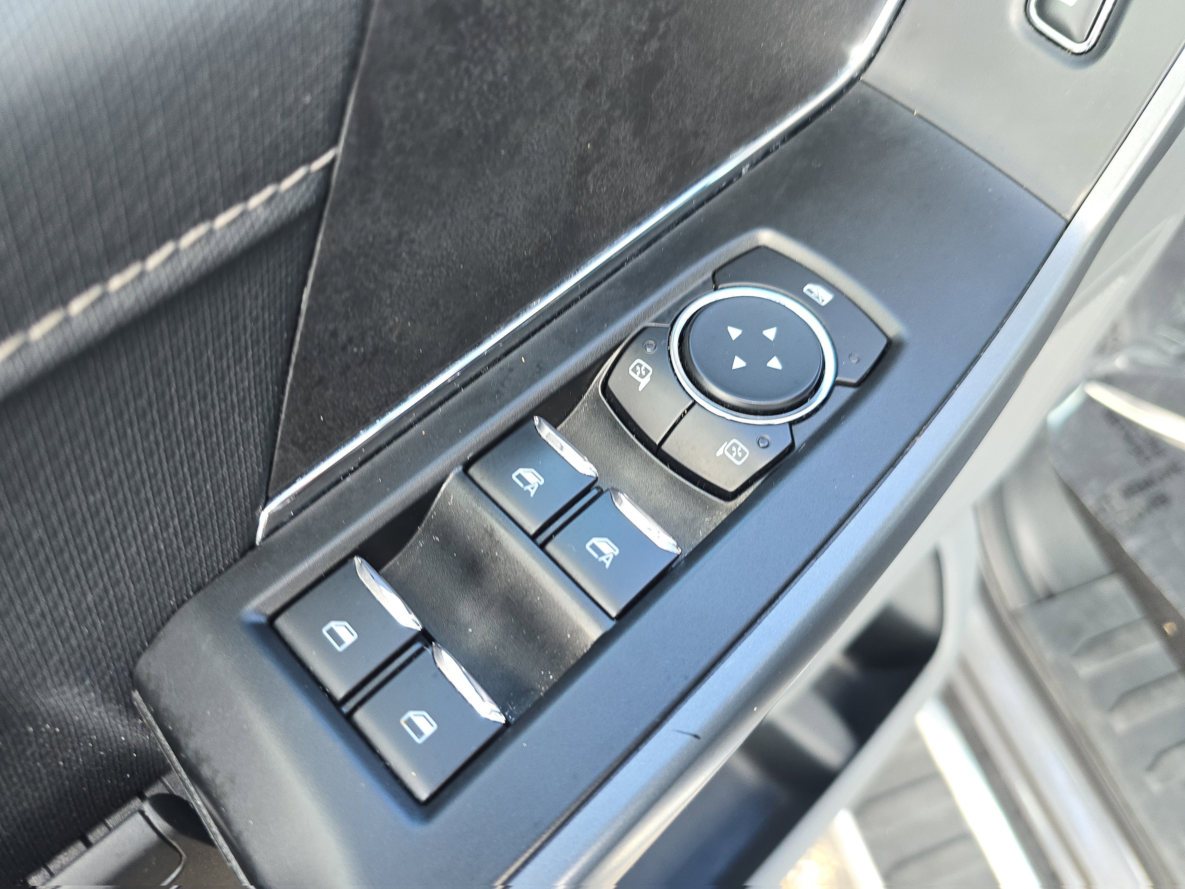 Used 2025 Ford F150 XLT w/ Equipment Group 301A Standard image 15