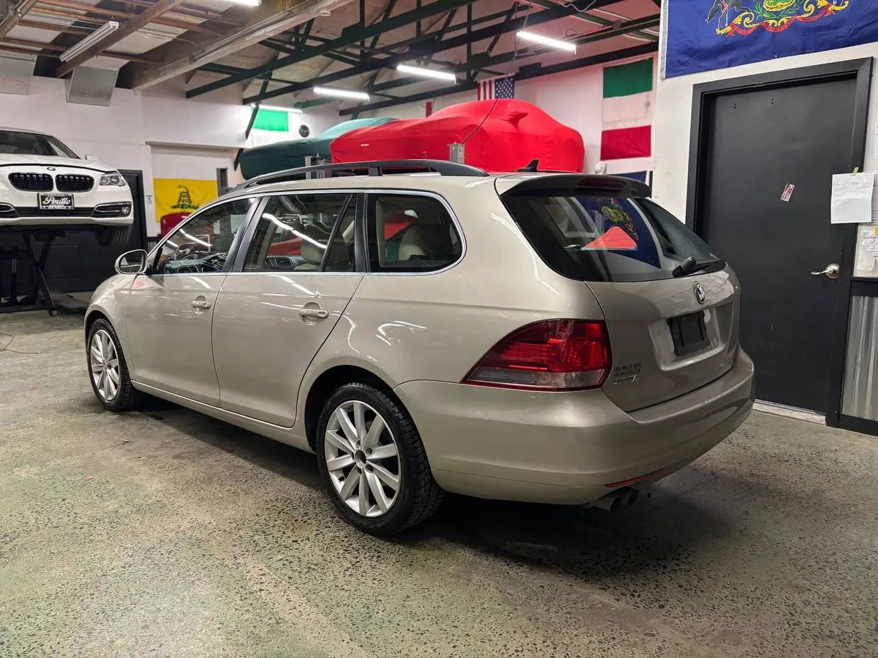 Used 2012 Volkswagen Jetta TDI image 41