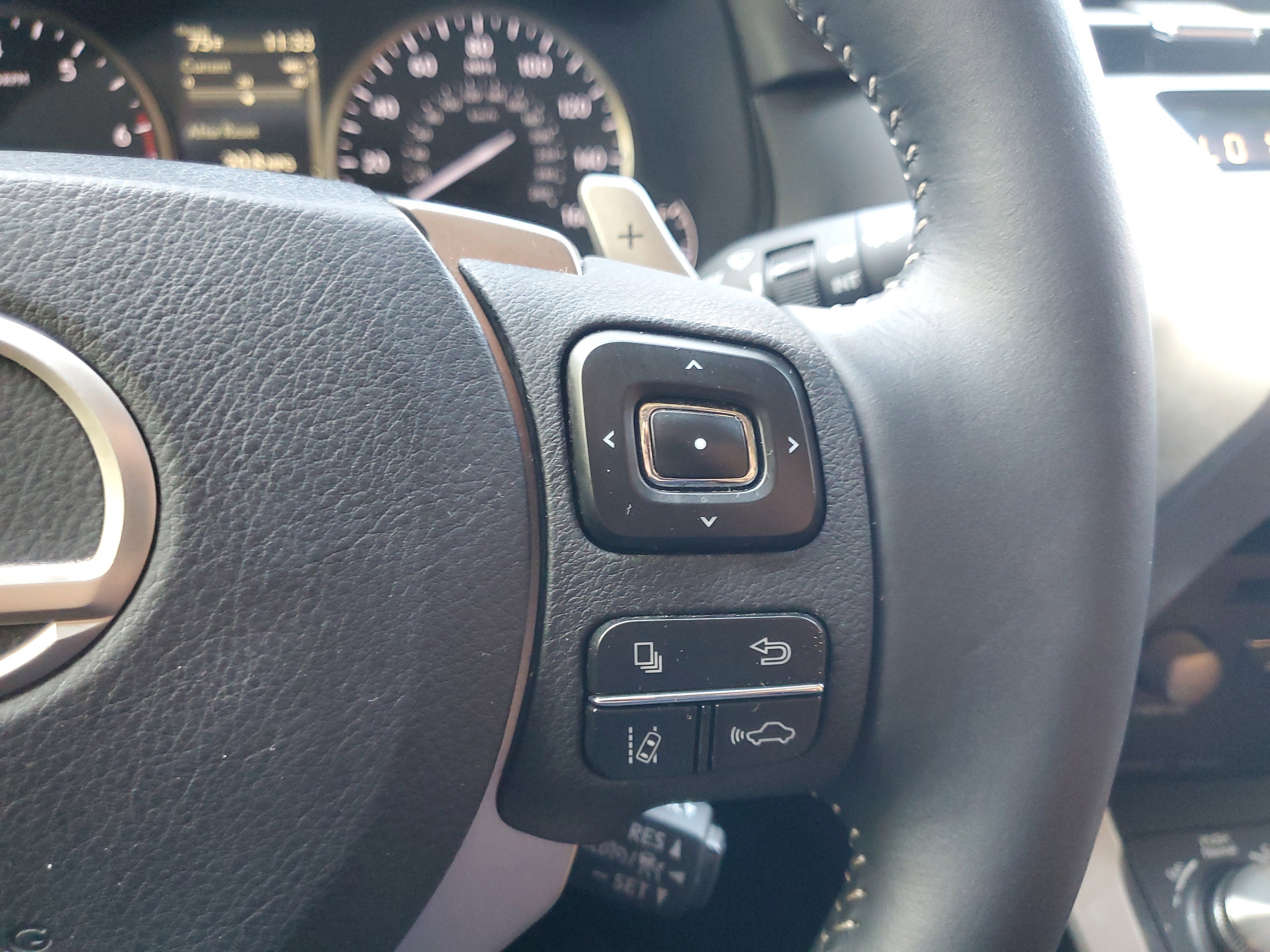 Used 2019 Lexus NX 300 FWD image 23