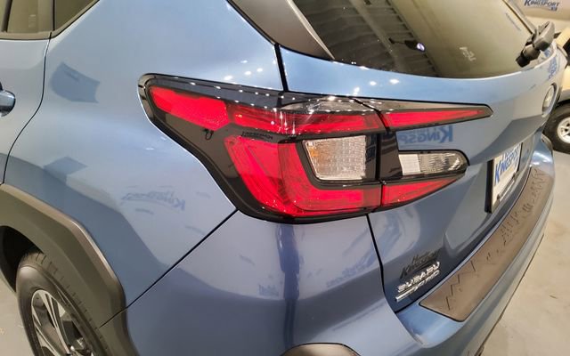 Used 2024 Subaru Crosstrek 2.0i Premium AWD/4WD image 9