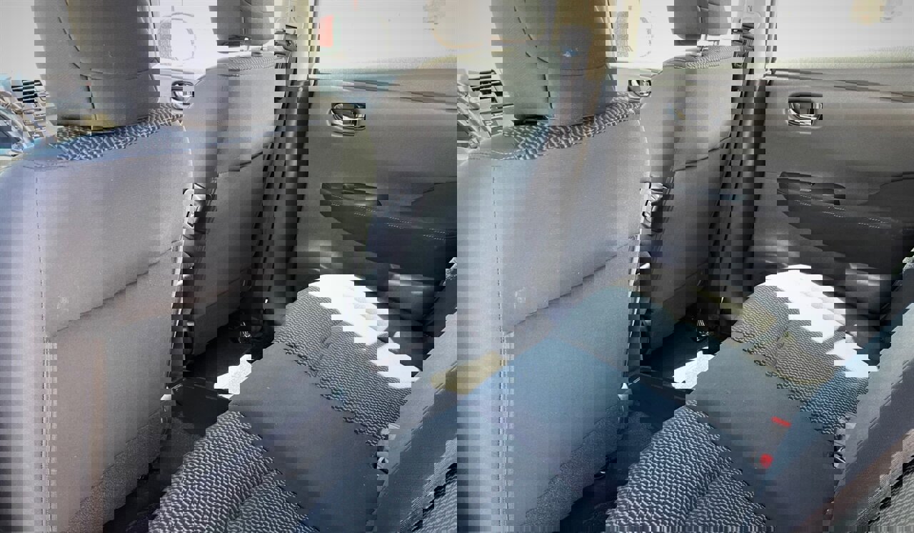 Used 2013 Nissan Leaf S image 14