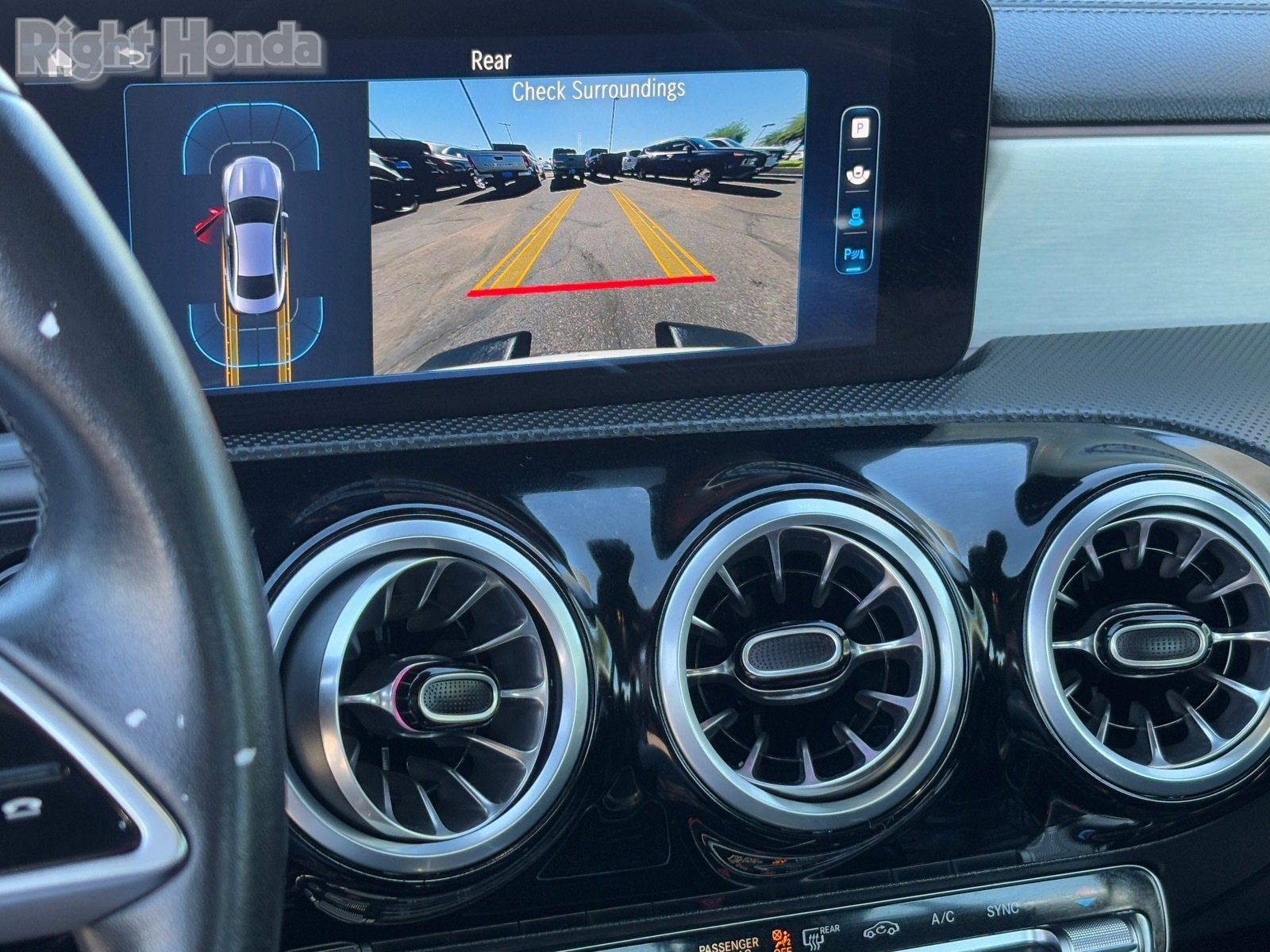 Used 2025 Mercedes-Benz CLA 250 4MATIC image 25