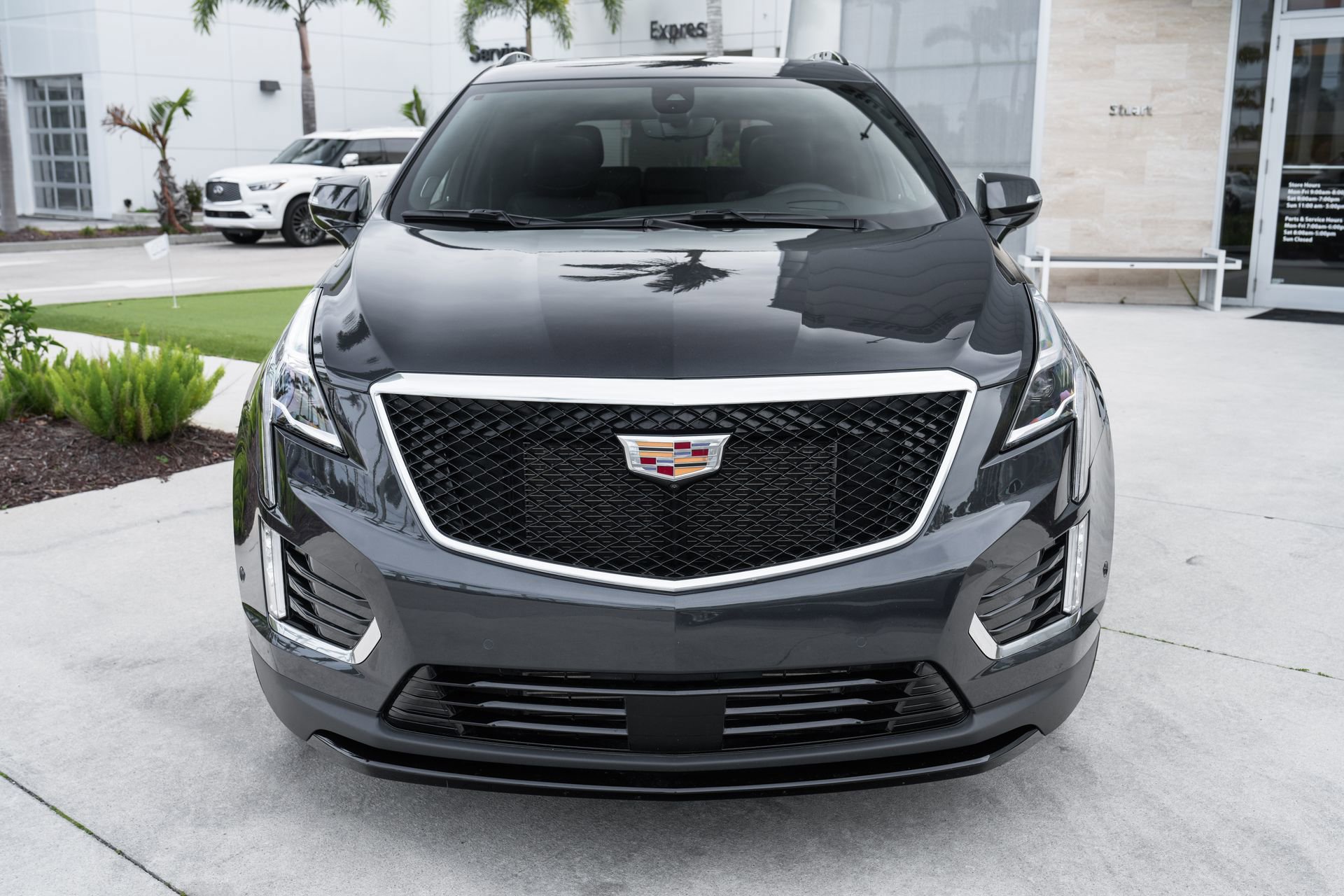 Used 2023 Cadillac XT5 Sportv w/ Technology Package image 4