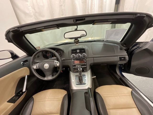 Used 2008 Saturn Sky w/ Premium Trim Package RWD image 16
