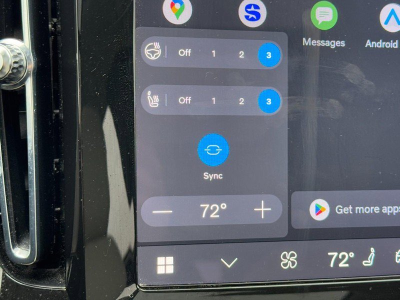 Certified 2023 Volvo XC40 B5 Ultimate w/ Protection Package Premier image 21